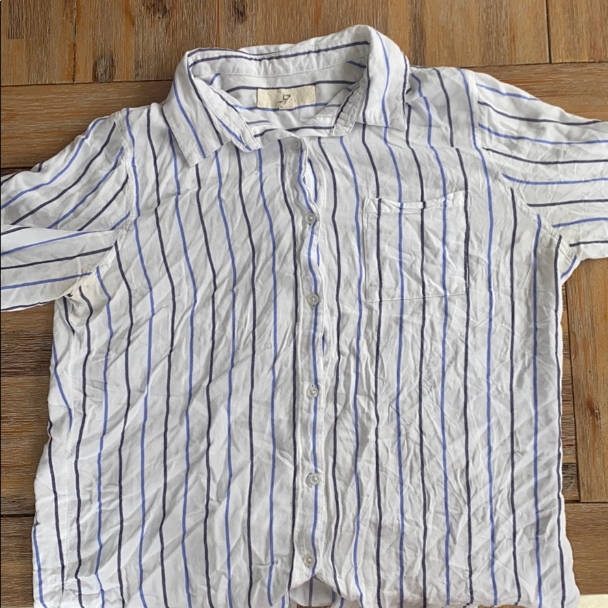Lightweight Flowy Button Down
